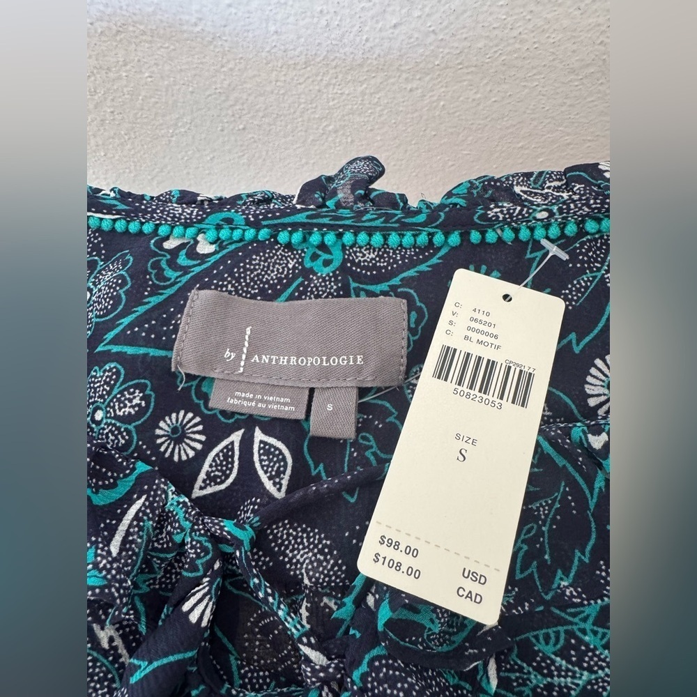 Anthropologie Haida Boho Peasant Blue Floral
Semi Sheer Blouse NWT Small - Picture 10 of 11